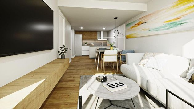 Foto 1 de Venta de piso nuevo en calle Jacint Verdaguer de 3 habitaciones con aire acondicionado y ascensor