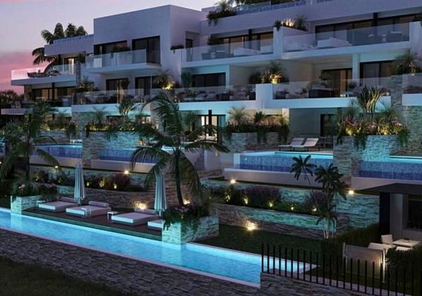 Foto 2 de Pis nou en venda a Campos de Golf - Villa Martin - Los Dolses de 3 habitacions amb piscina i jardí