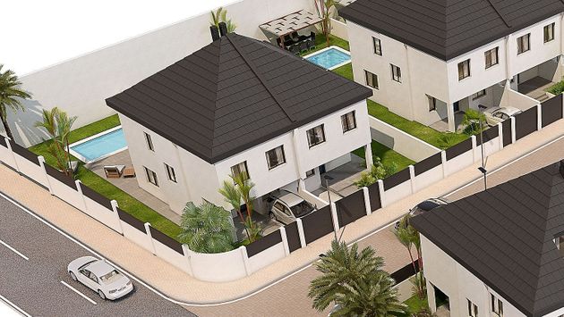 Foto 1 de Casa nova en venda a urbanización Alegrías Mirasierra Cerralba de 3 habitacions amb piscina i jardí