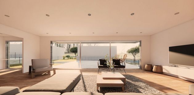 Foto 2 de Casa nova en venda a calle Camino de Las Caudalosas de 3 habitacions amb piscina i jardí