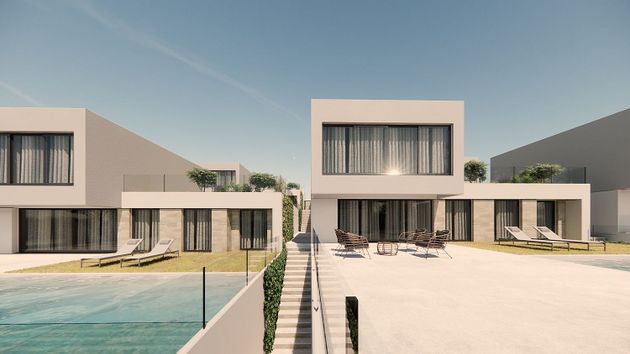 Foto 1 de Venta de casa nueva en calle Camino de Las Caudalosas de 3 habitaciones con piscina y jardín
