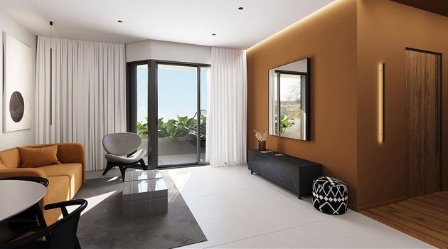 Foto 1 de Pis nou en venda a Ciudad 70 de 3 habitacions amb piscina i ascensor
