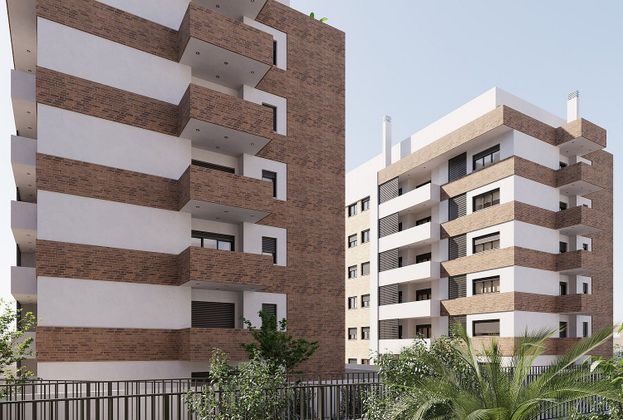 Foto 1 de Pis nou en venda a Ciudad 70 de 3 habitacions amb piscina i ascensor