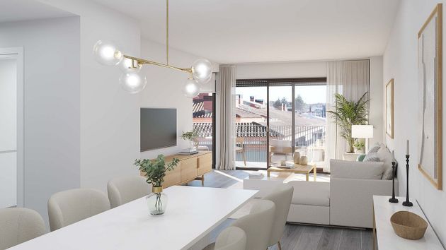Foto 1 de Piso nuevo en venta en calle De la Ciutat de Figueres de 2 habitaciones con aire acondicionado y ascensor