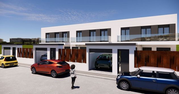 Foto 2 de Casa nova en venda a Nueva Almería - Cortijo Grande - Vega de Acá de 3 habitacions amb piscina i jardí