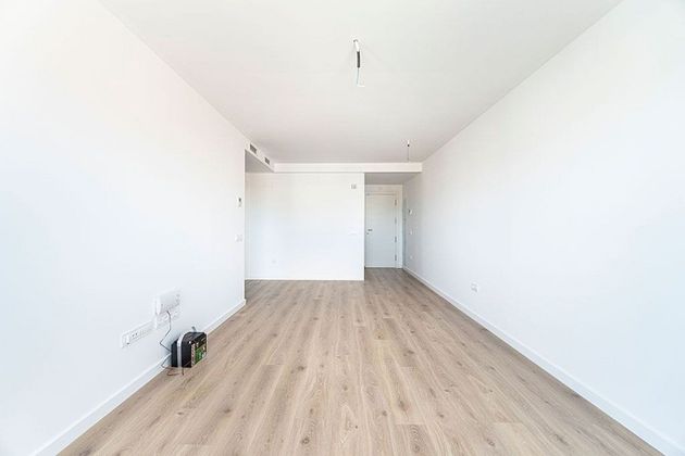 Foto 2 de Venta de piso nuevo en calle Generalitat de 2 habitaciones con piscina y aire acondicionado