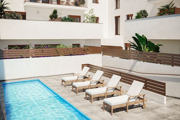Foto 1 de Piso nuevo en venta en calle Migdia de 3 habitaciones con piscina y aire acondicionado