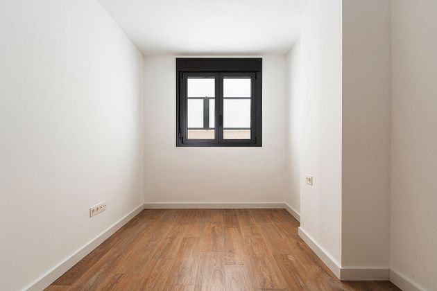Foto 1 de Venta de piso nuevo en calle La Luz de 3 habitaciones con ascensor