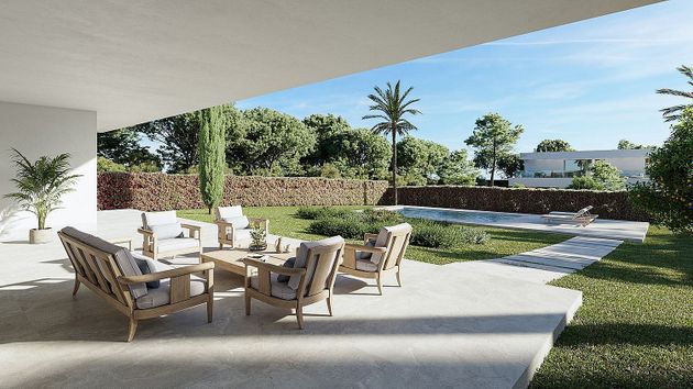 Foto 1 de Venta de casa nueva en calle Sol de Mallorca de 5 habitaciones con piscina y jardín