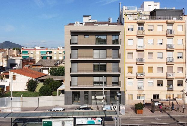 Foto 2 de Venta de piso nuevo en calle De Montjuïc de 3 habitaciones con ascensor