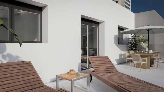 Foto 2 de Piso nuevo en venta en calle Jorge de Montemayor de 2 habitaciones con aire acondicionado y ascensor