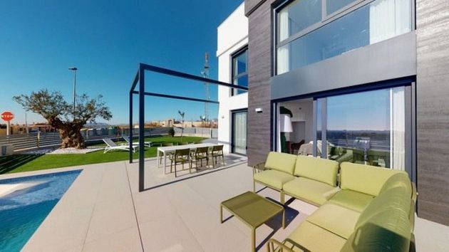 Foto 2 de Casa nova en venda a calle Partida Cotoveta de 3 habitacions amb piscina i jardí