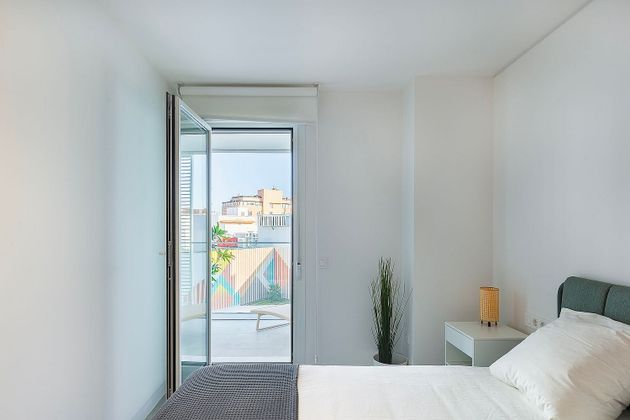 Foto 1 de Piso nuevo en alquiler en calle Federico García Lorca de 2 habitaciones con piscina y ascensor