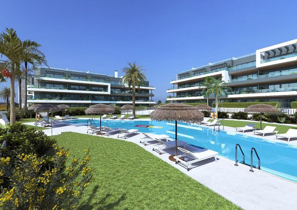 Foto 2 de Casa nova en venda a calle Parcela R del Plan Parcial Sector de 2 habitacions amb piscina i jardí