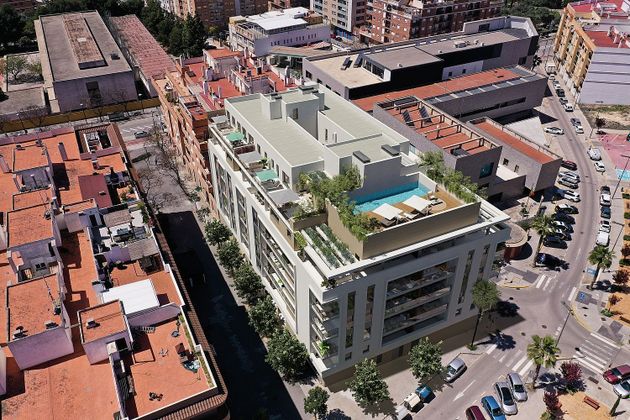 Foto 1 de Piso nuevo en venta en calle De Las Rosas de 2 habitaciones con piscina y ascensor