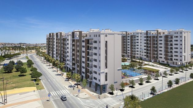 Foto 2 de Venta de piso nuevo en calle Felipe González Márquez de 2 habitaciones con piscina y ascensor