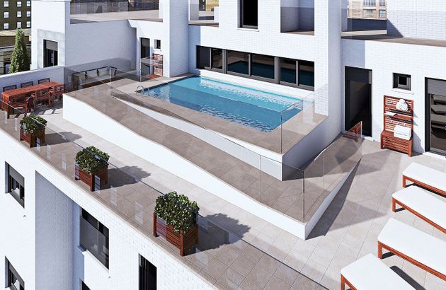 Foto 2 de Pis nou en venda a calle Sericicola de 3 habitacions amb piscina i aire acondicionat