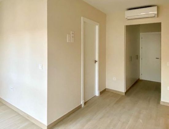 Foto 2 de Piso nuevo en venta en calle Almirante Manuel de Vierna de 3 habitaciones con ascensor