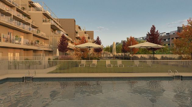 Foto 1 de Venta de piso nuevo en calle Felipe Ruiz Martin de 4 habitaciones con piscina y jardín
