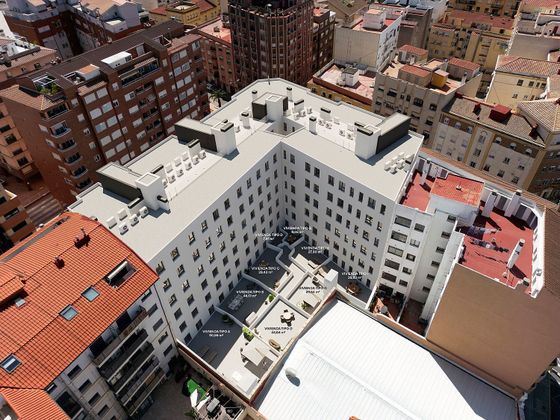 Foto 2 de Venta de piso nuevo en calle De la Plana de 3 habitaciones con aire acondicionado y ascensor