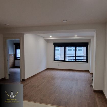 Foto 1 de Venta de piso nuevo en calle Maria de 2 habitaciones con ascensor