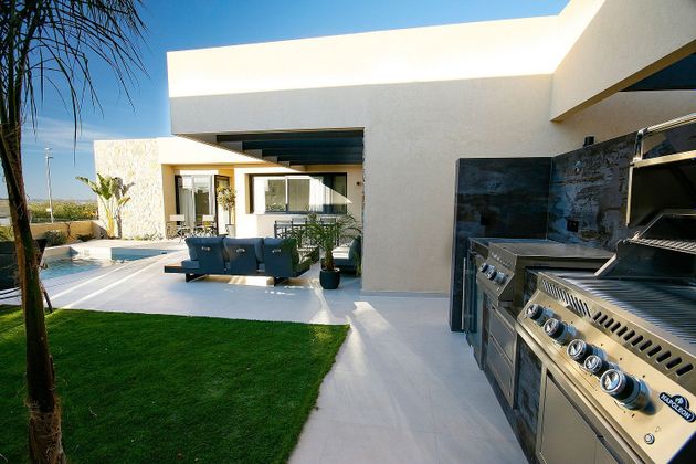 Foto 1 de Casa nueva en venta en calle Aruba Altaona Country & Living Resort de 2 habitaciones con piscina y jardín