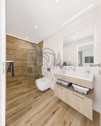 Foto 2 de Pis nou en venda a calle Herrador de 2 habitacions amb piscina i ascensor