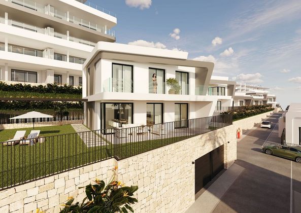 Foto 1 de Venta de casa nueva en Bonalba-Cotoveta de 2 habitaciones con piscina y jardín