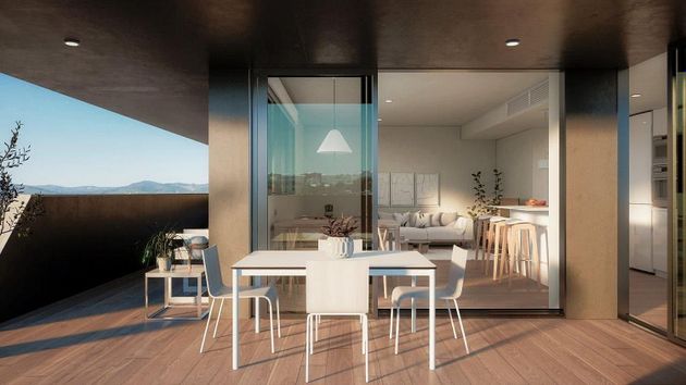 Foto 2 de Piso nuevo en venta en calle Sant Joan Despí de 2 habitaciones con piscina y ascensor