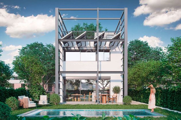 Foto 1 de Casa nova en venda a calle Granada de 4 habitacions amb piscina i jardí
