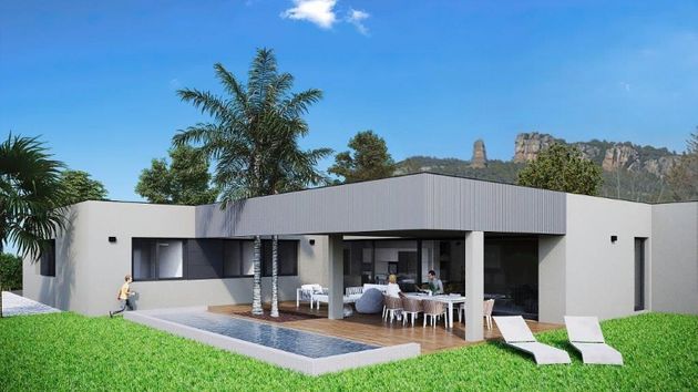 Foto 1 de Casa nueva en venta en calle De Can Marcet de 4 habitaciones con piscina y jardín