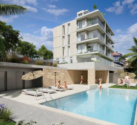 Foto 1 de Venta de piso nuevo en calle De Ceballos de 3 habitaciones con piscina y aire acondicionado