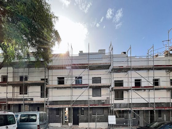 Foto 2 de Casa nova en venda a calle Montemayor de 3 habitacions i 127 m²