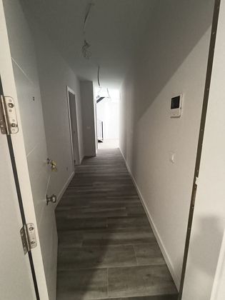 Foto 1 de Pis nou en venda a calle De la Rosa de 3 habitacions amb ascensor