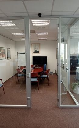 Foto 2 de Oficina nova en venda a calle De la Garrotxa de 190 m²