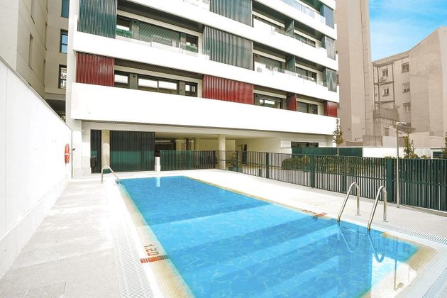 Foto 1 de Pis nou en lloguer a calle José María Roquero de 1 habitació amb piscina i aire acondicionat