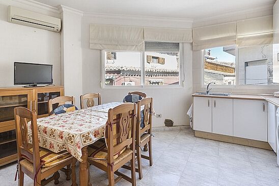Foto 1 de Pis en venda a calle Cruz de 3 habitacions amb terrassa i mobles