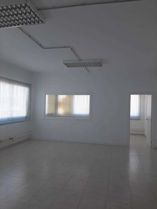 Foto 1 de Alquiler de oficina en calle Ull de Llebre de 2 habitaciones con aire acondicionado y calefacción