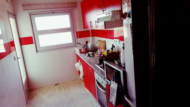 Foto 1 de Compartir pis a calle Montgó de 4 habitacions amb terrassa i mobles