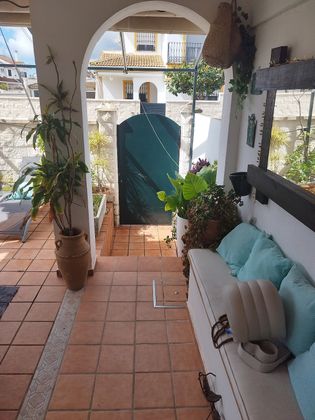Foto 1 de Casa adossada en venda a calle Lope de Vega de 3 habitacions i 146 m²