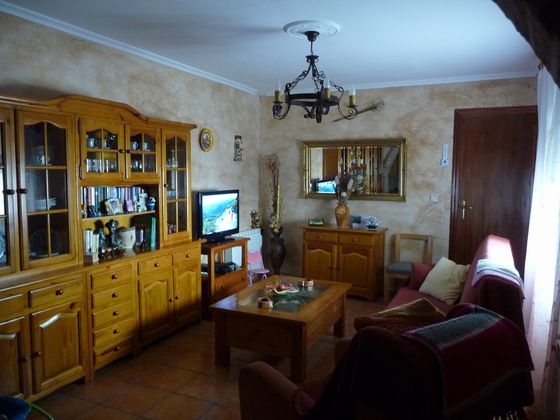 Foto 2 de Casa en venda a calle Silos Izquierda de 5 habitacions amb garatge i mobles