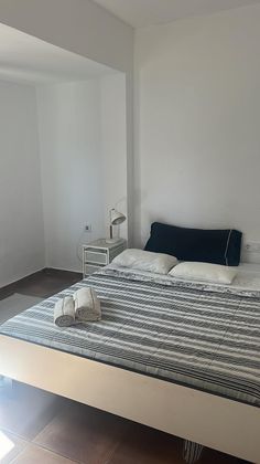 Foto 1 de Compartir piso en calle Picasent de 4 habitaciones con terraza y muebles