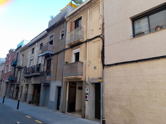 Foto 1 de Casa adossada en venda a calle Alt de Sant Pere de 3 habitacions amb terrassa i garatge