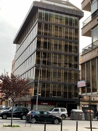 Foto 1 de Alquiler de oficina en calle Girona de 8 habitaciones con aire acondicionado y calefacción