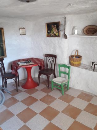 Foto 2 de Casa rural en venta en calle Lepanto de 4 habitaciones con garaje y jardín