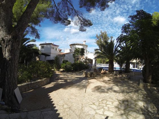 Foto 1 de Chalet en venta en carretera Del Montgo de 6 habitaciones con terraza y piscina
