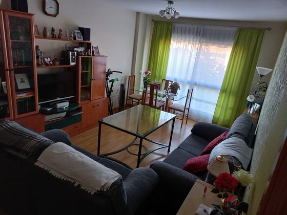 Foto 1 de Venta de piso en calle Enrique Sánchez de León de 2 habitaciones con aire acondicionado y calefacción