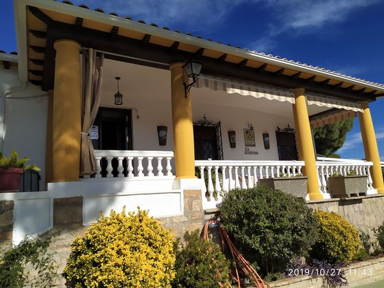 Foto 1 de Casa rural en venda a carretera Del Santuario de 6 habitacions amb mobles