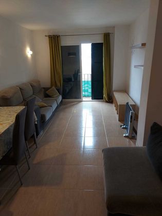 Foto 2 de Piso en venta en calle Antoni Gelabert de 3 habitaciones con terraza y balcón