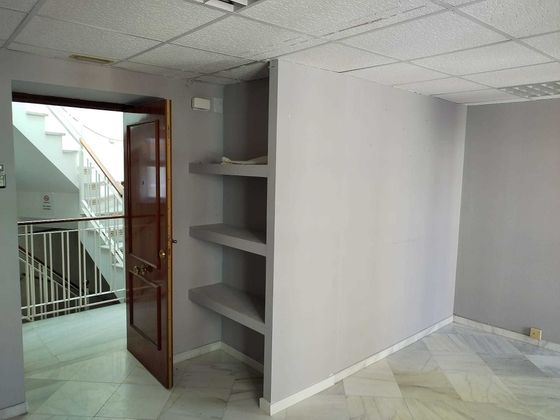 Foto 2 de Alquiler de oficina en calle Jose del Toro de 1 habitación con aire acondicionado y calefacción